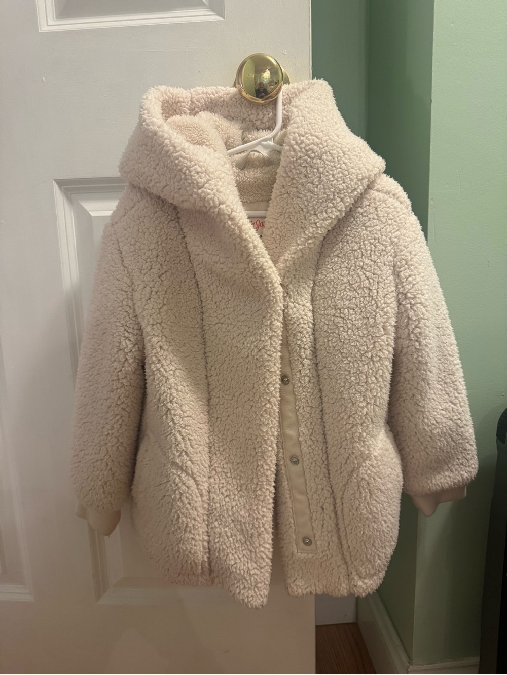 Cat and Jack Cozy Cream Sherpa Hooded Jacket - Women's